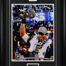 Russel Wilston (Cup) 16 x 20